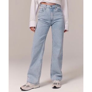 Abercrombie 90s Relaxed Jean